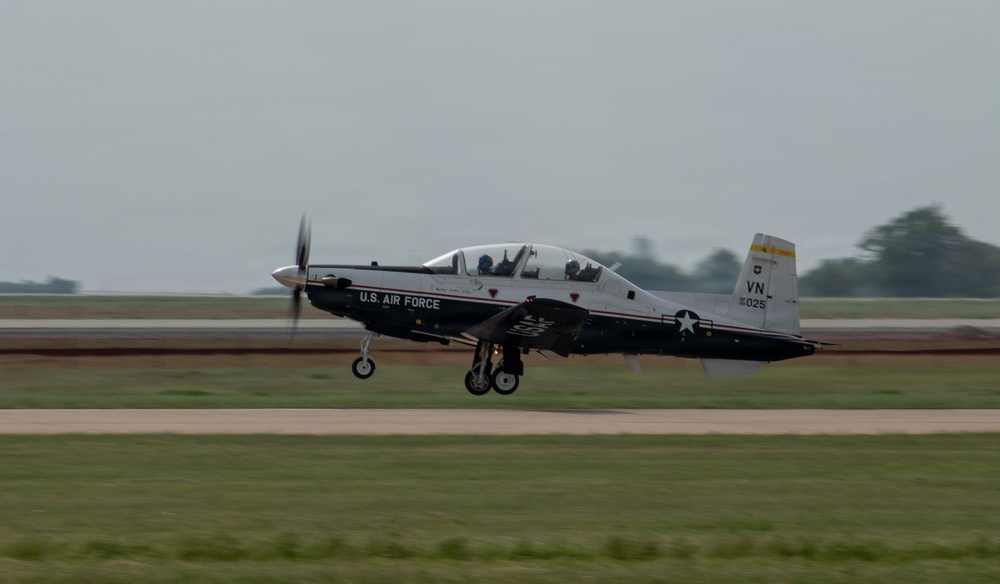Emptying the Flightline