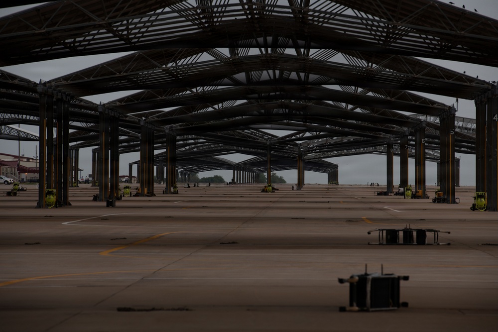 Emptying the Flightline