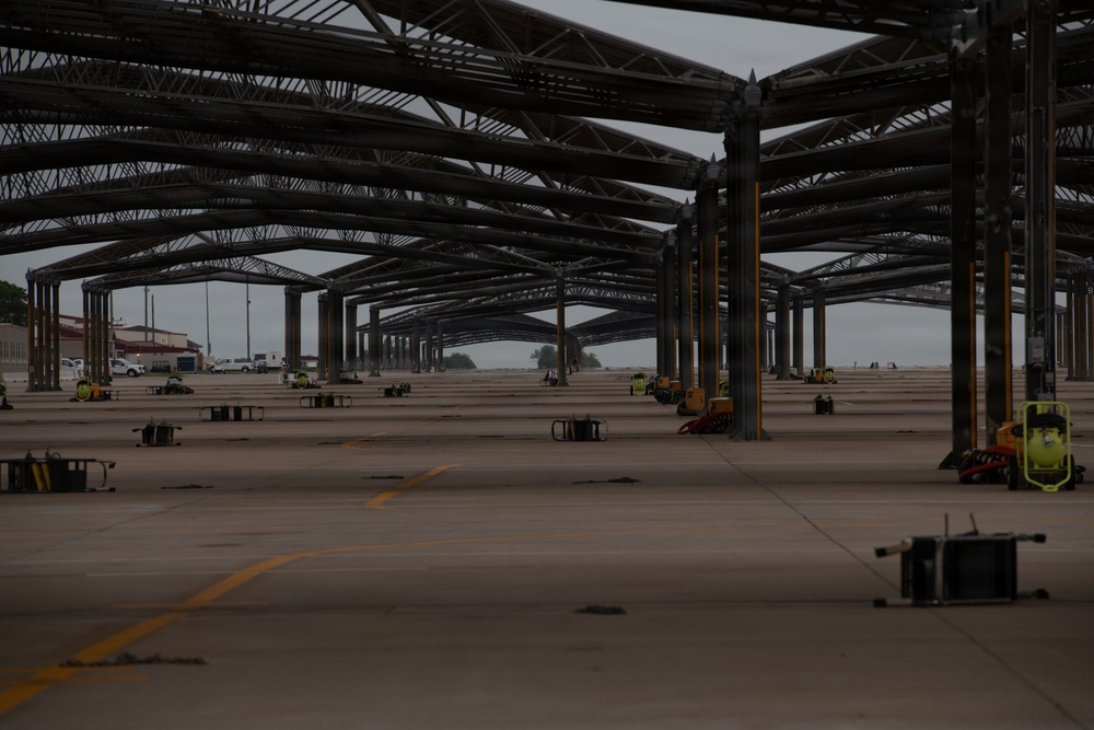 Emptying the Flightline