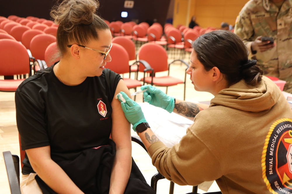 WRAIR Turns out for a November Flu Drive