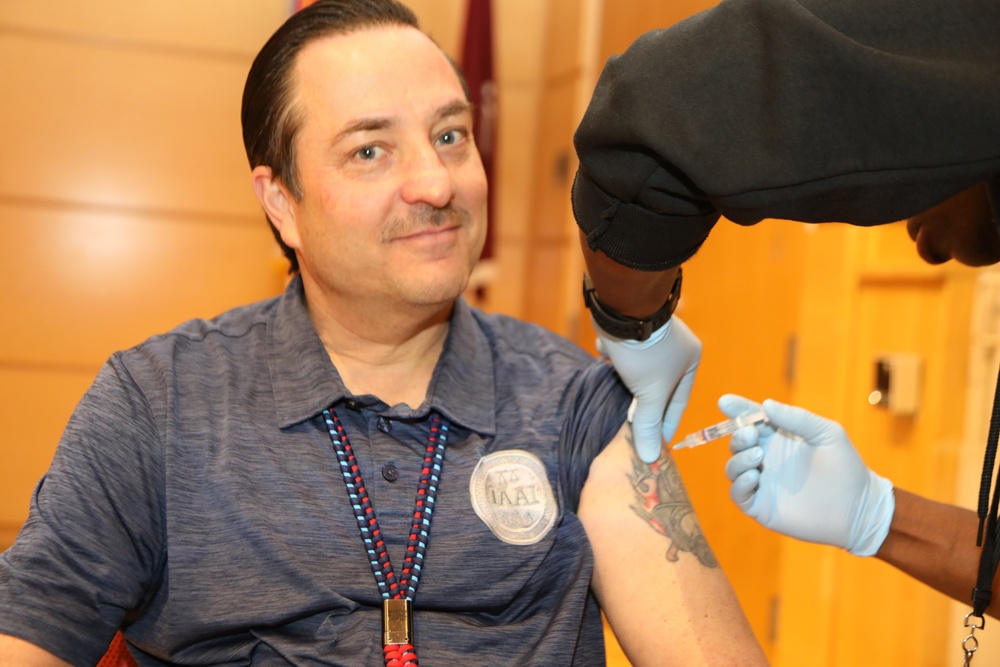 WRAIR Turns out for a November Flu Drive