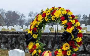 German liaison officers observe National Day of Mourning at Fort Knox Post Cemetery