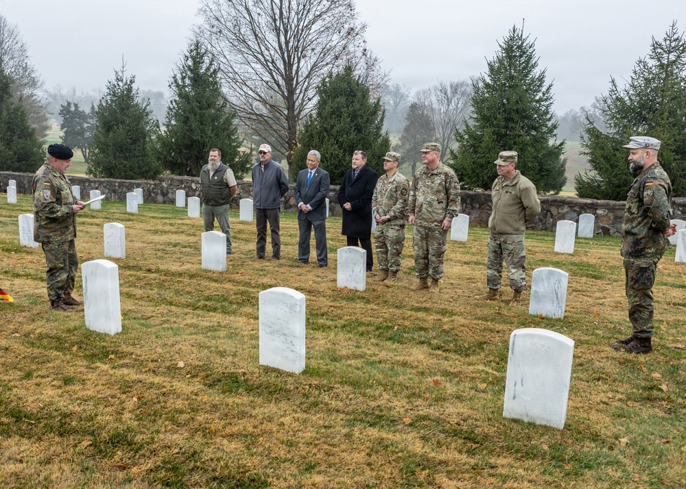 German liaison officers observe National Day of Mourning at Fort Knox Post Cemetery