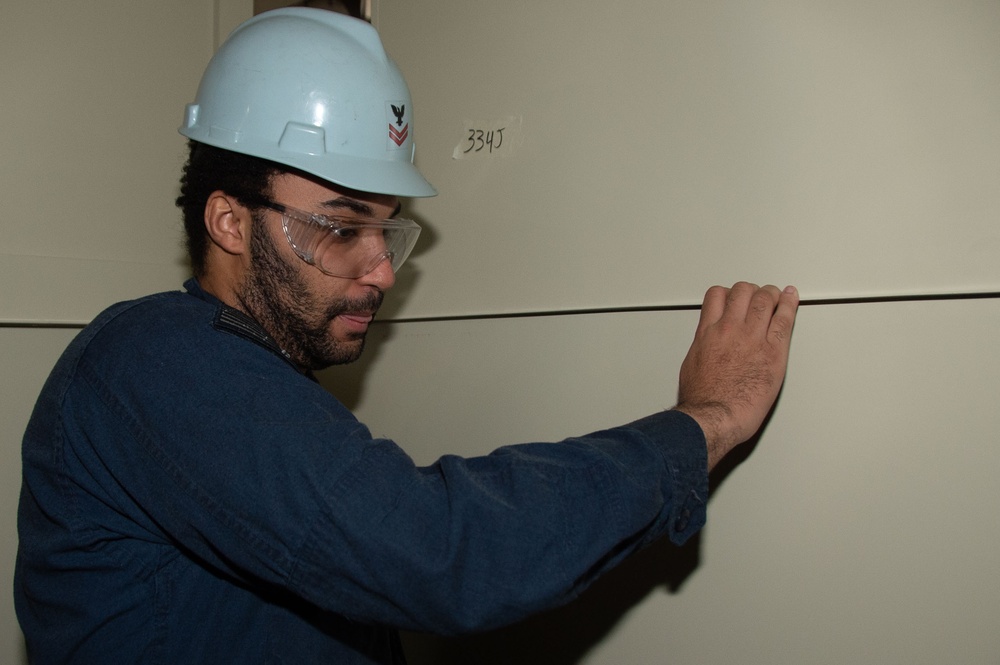 Reagan Sailors conduct daily operations