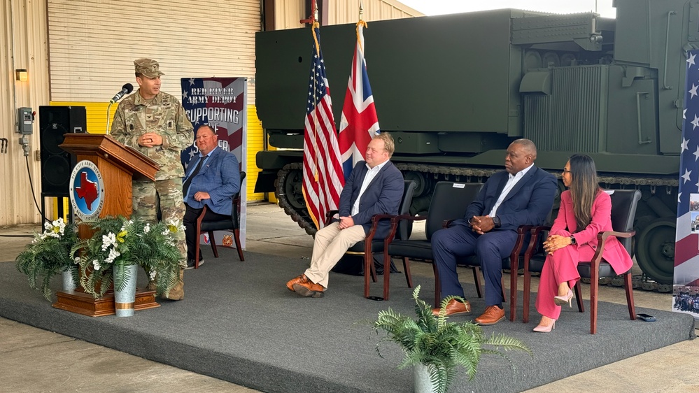 Red River Commander Speaks at UK Launcher Delivery Ceremony