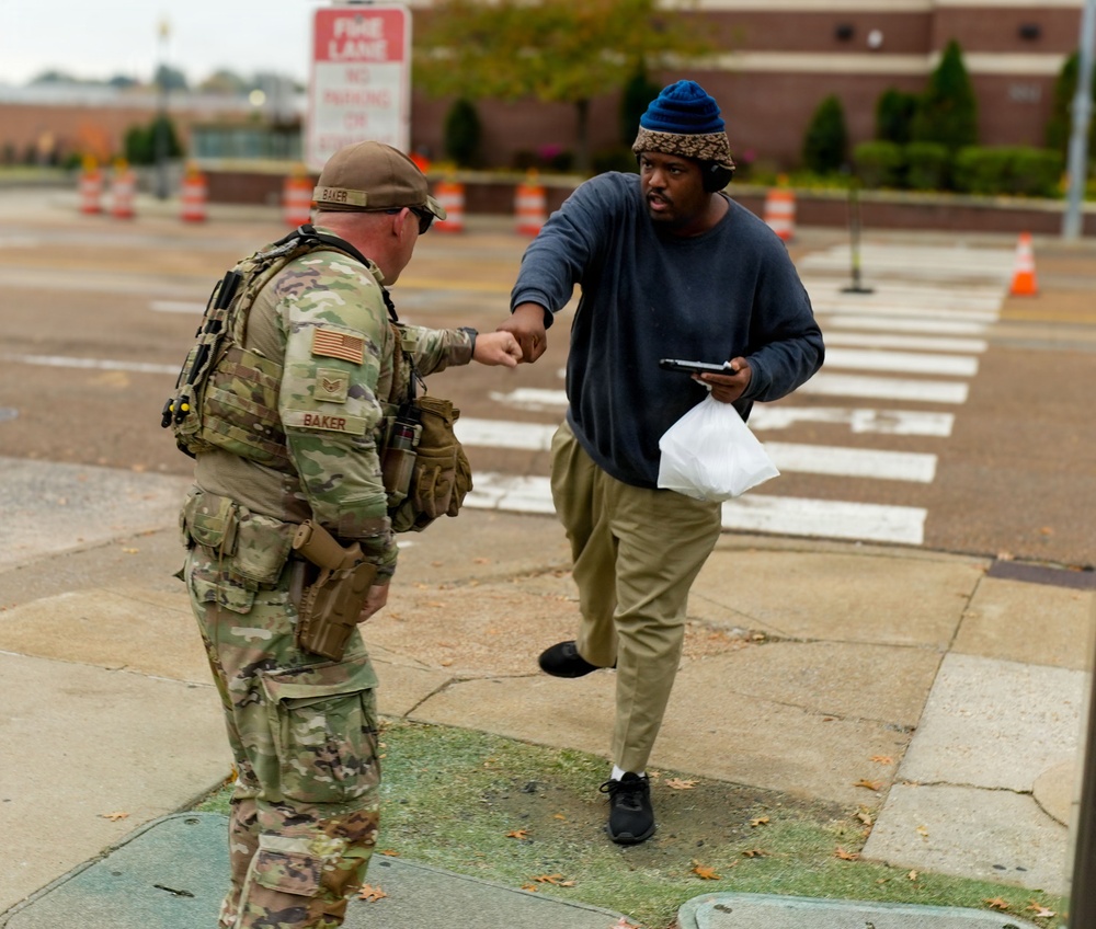 Tennessee National Guard engages with Memphis community