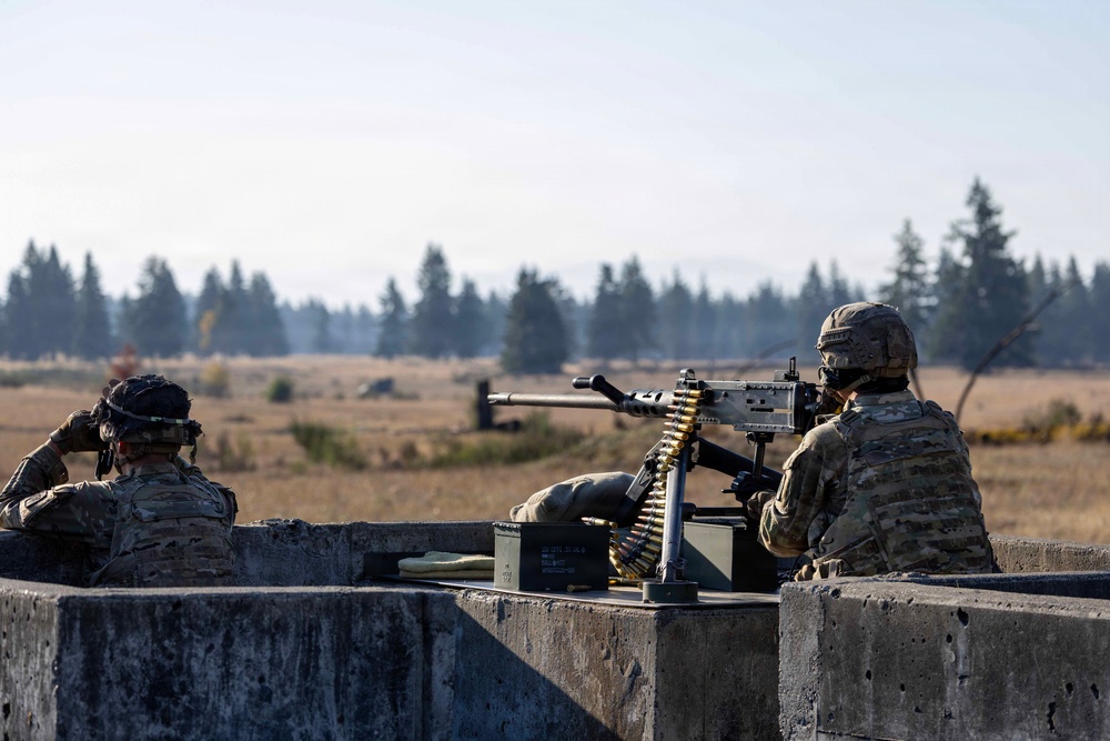 16th Combat Aviation Brigade conduct .50-caliber machine gun training