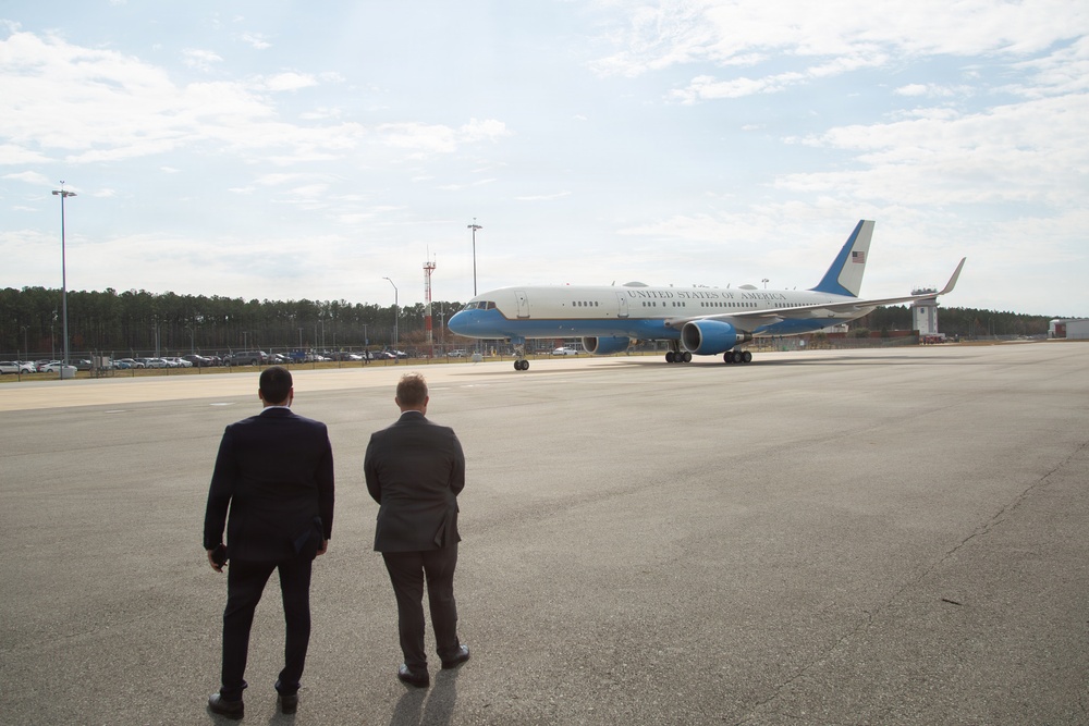 First and Second Ladies of the United States Visit MCB Camp Lejeune, MCAS New River