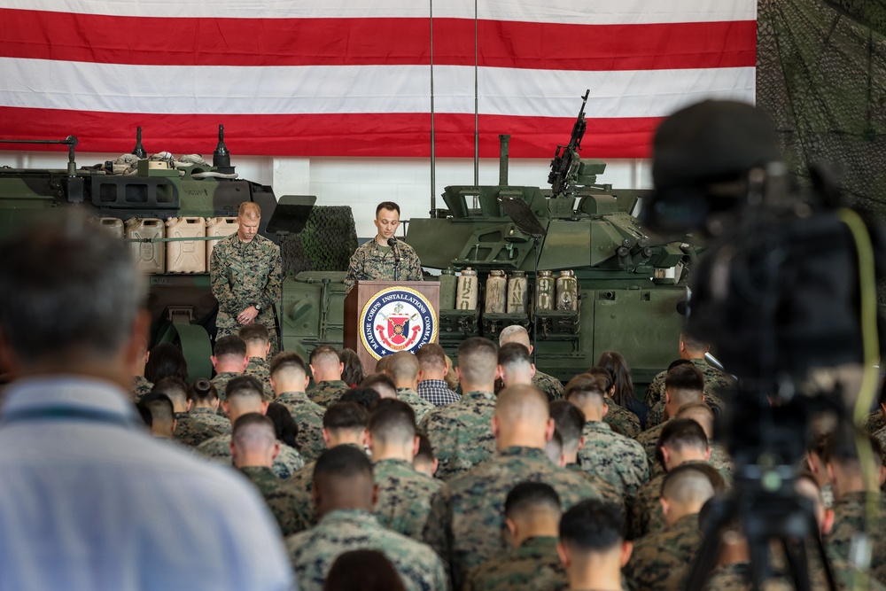 First and Second Ladies of the United States Visit MCB Camp Lejeune, MCAS New River