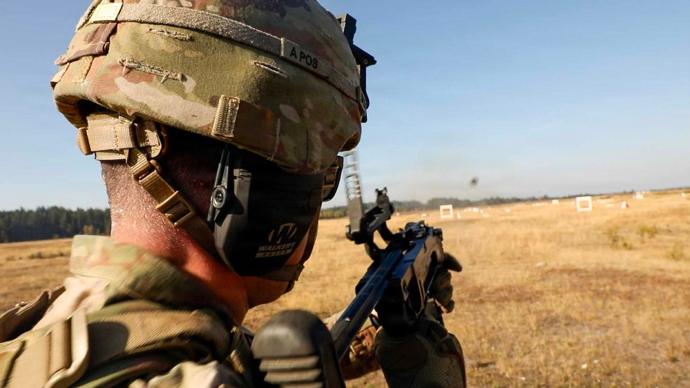 16th Combat Aviation Brigade conduct M320 grenade launcher training