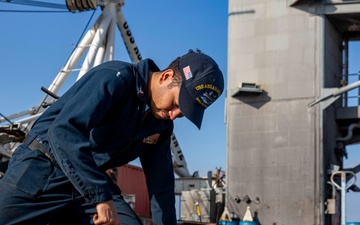 Abraham Lincoln conducts routine operations