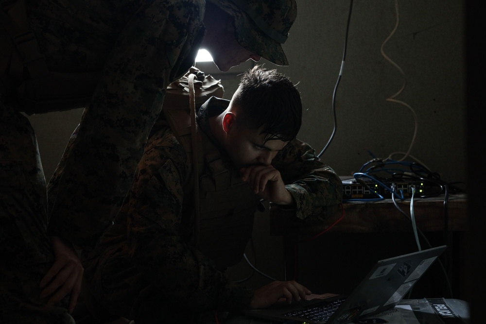 9th Communication Battalion Conducts Simulated Raid