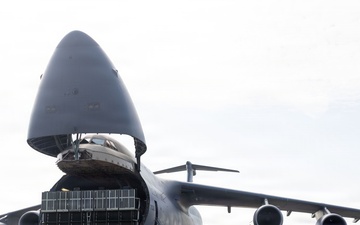Connecting the globe: A C5M Super Galaxy lands at MCAS Iwakuni