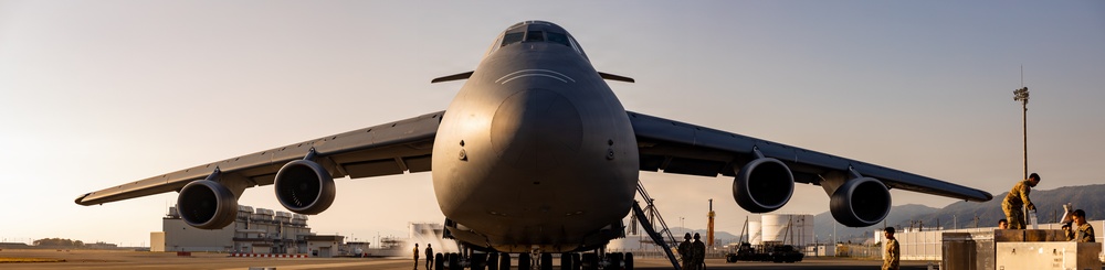 Connecting the globe: A C5M Super Galaxy lands at MCAS Iwakuni