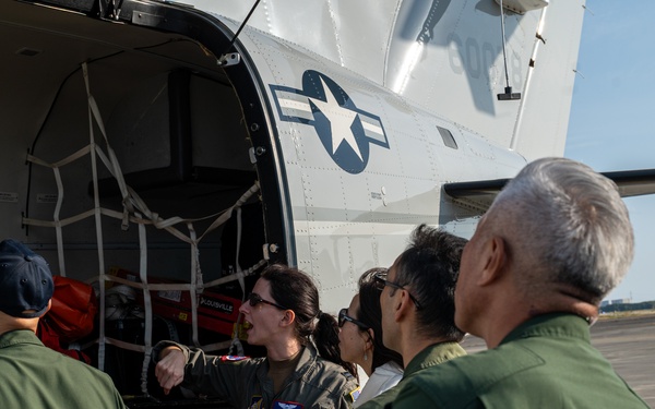 459, 36 AS engage in bilateral SME exchange with JMSDF