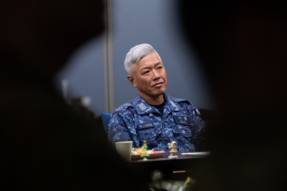 459, 36 AS engage in bilateral SME exchange with JMSDF