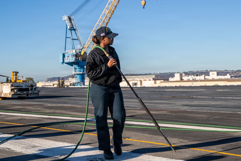 Abraham Lincoln conducts routine operations