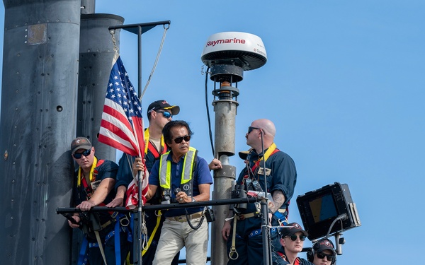 USS Asheville (SSN 758) returns to homeport