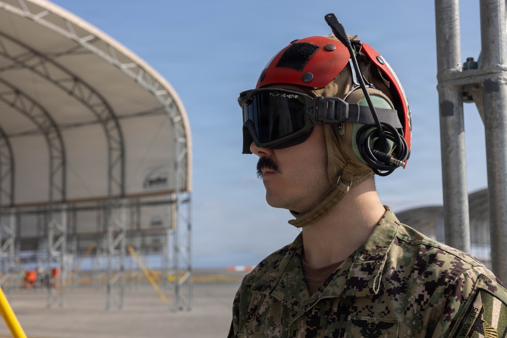 EA-18G Growlers Refuel at MCAS Iwakuni