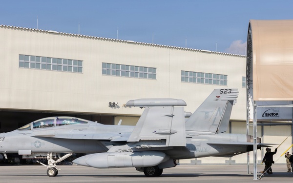 EA-18G Growlers Refuel at MCAS Iwakuni