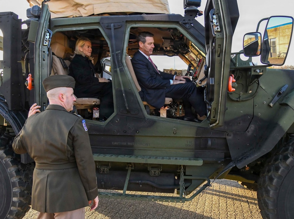 AFSBn-Benelux commander provides US Ambassador first-hand look at APS-2 worksite