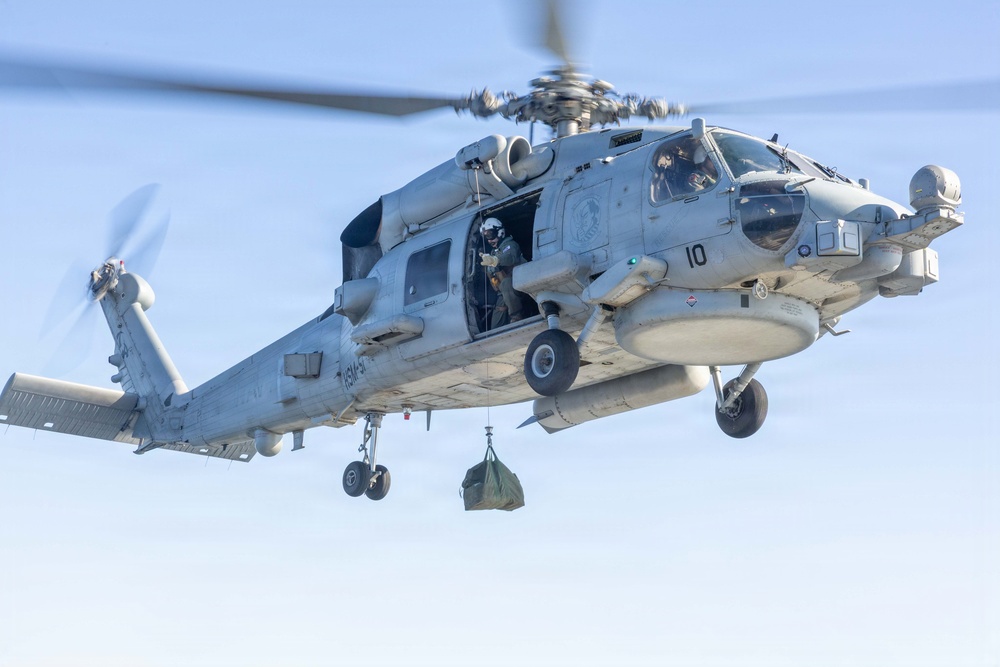 USS Rafael Peralta (DDG 115) Flight Operations