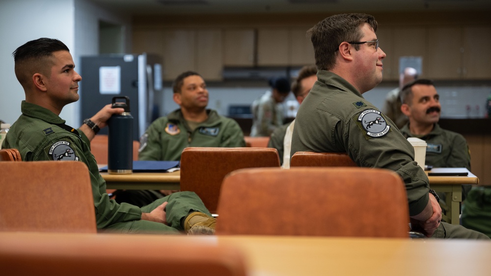 Kunsan Airmen arrive to Osan Air Base for Super Squadron Phase II