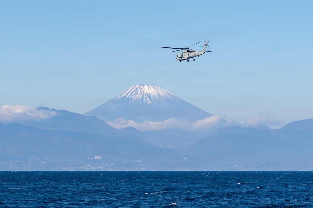 USS Rafael Peralta (DDG 115) Daily Operations