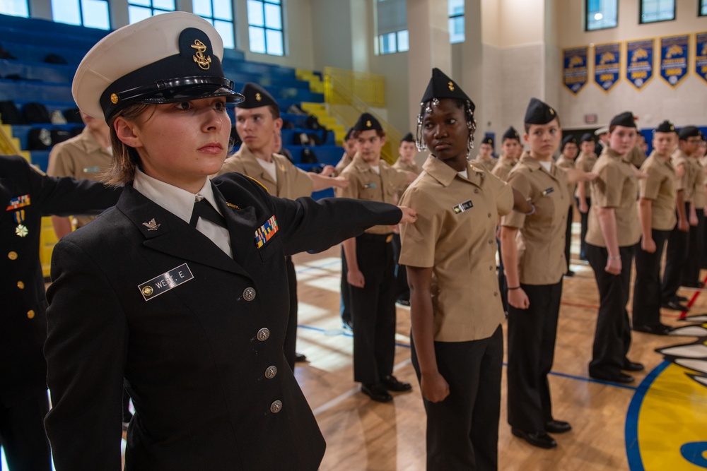 Sigonella Middle High School Junior ROTC Cadet receives Legion of Valor Bronze