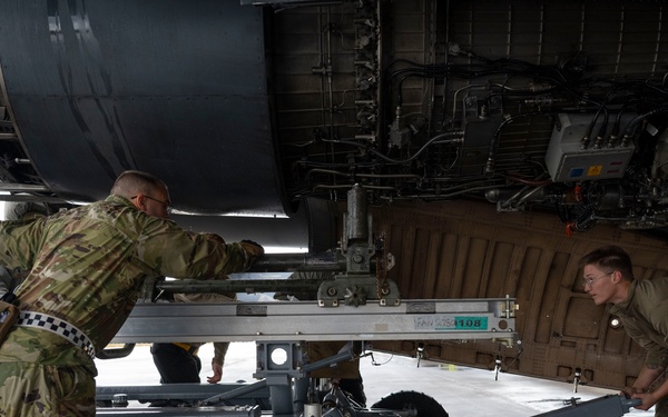 BTF: 9th EBS completes an engine change