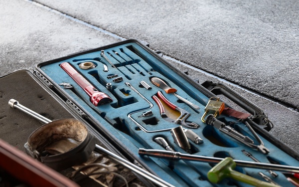 BTF: 9th EBS completes an engine change