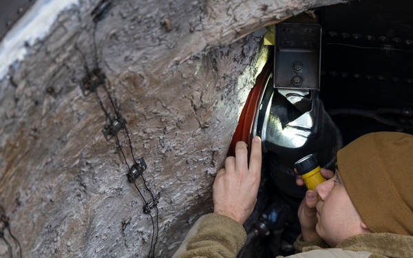 BTF: 9th EBS completes an engine change