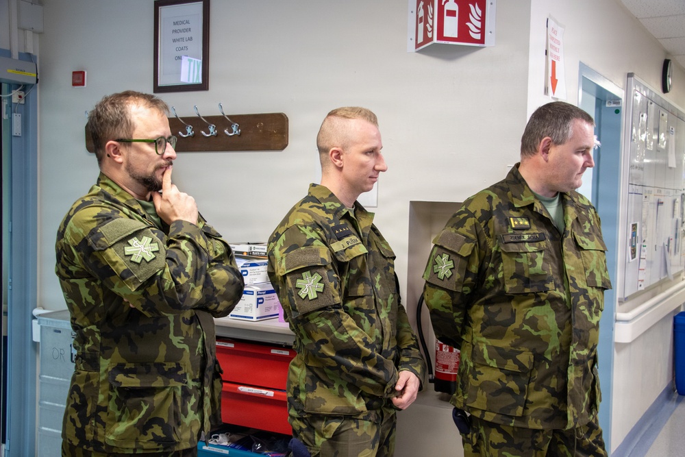 Czech Republic Delegation Visits LRMC