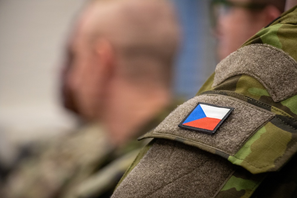 Czech Republic Delegation Visits LRMC