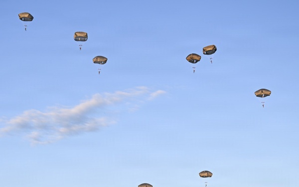 173rd sky soldiers routine jump training