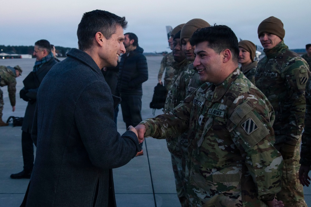 ASW Zimmerman and USAREUR-AF visits 3rd CAB, 3rd ID
