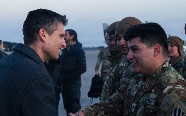 ASW Zimmerman and USAREUR-AF visits 3rd CAB, 3rd ID