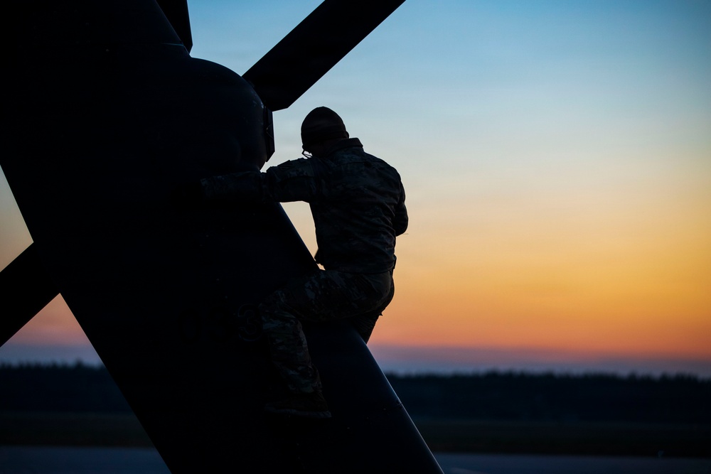 ASW Zimmerman and USAREUR-AF visits 3rd CAB, 3rd ID