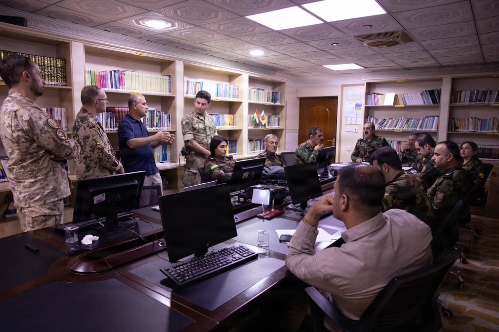 Coalition Forces Conduct an Information Operations Train-the-Trainer Course with the Peshmerga
