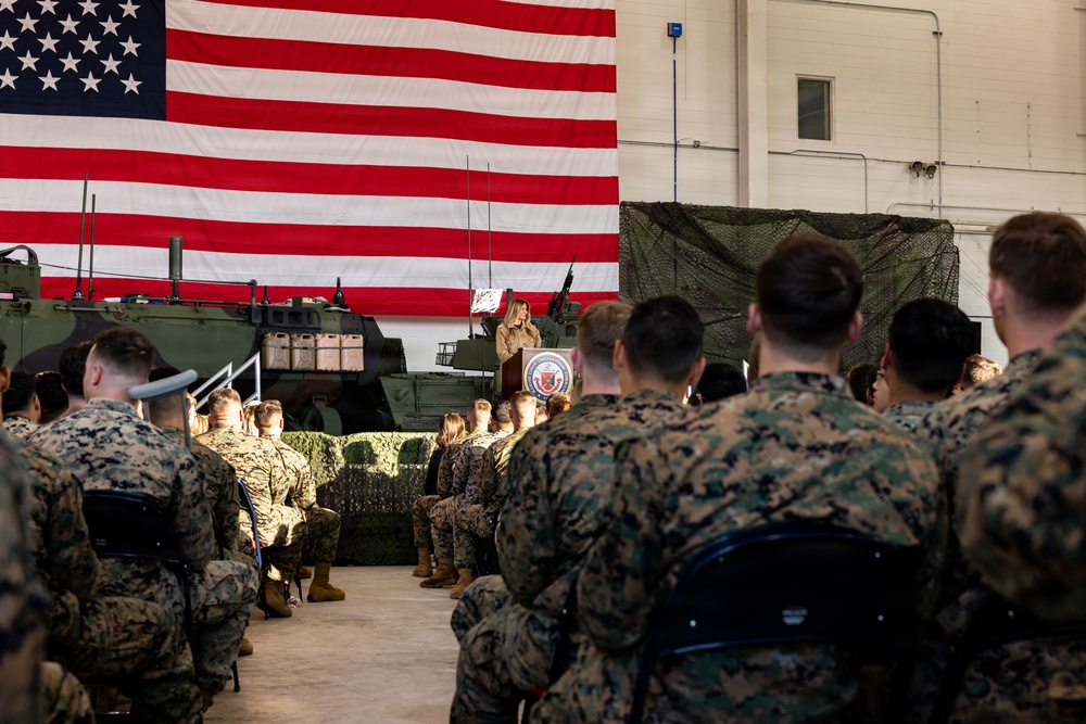 First and Second Ladies of the United States Visit MCB Camp Lejeune, MCAS New River