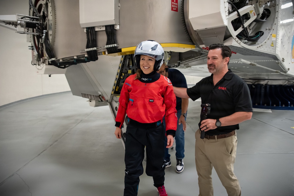 711 HPW centrifuge simulates spaceflight for astronauts