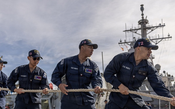 USS Mahan Departs Rota, Spain