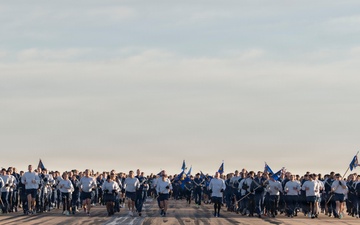 The Steadfast Line hosts wing formation run