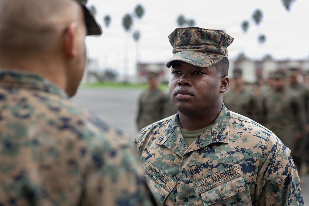 13th MEU holds promotion and award ceremony