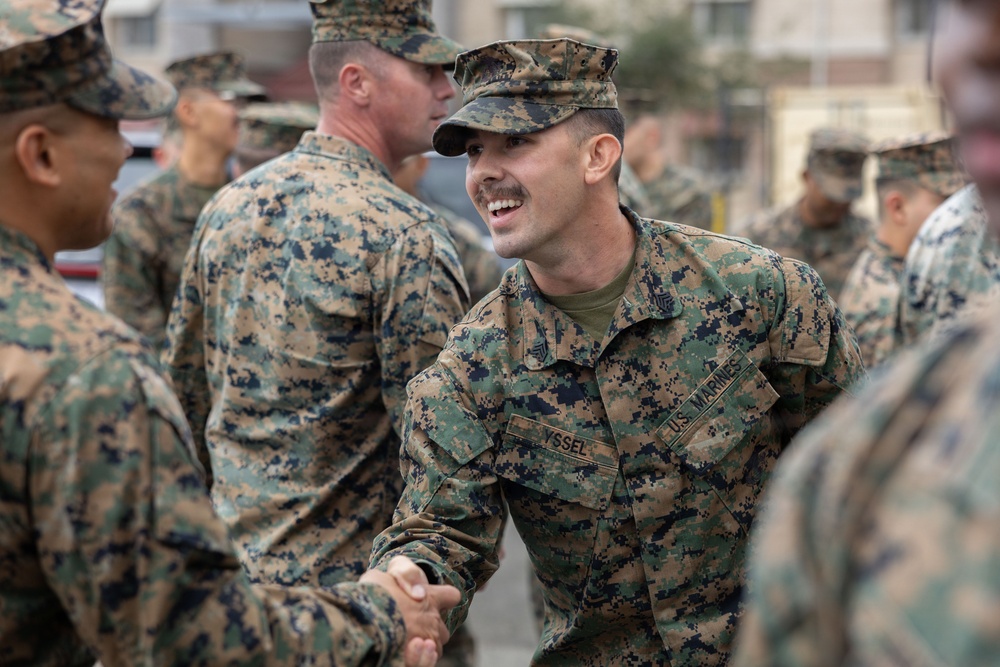 13th MEU holds promotion and award ceremony