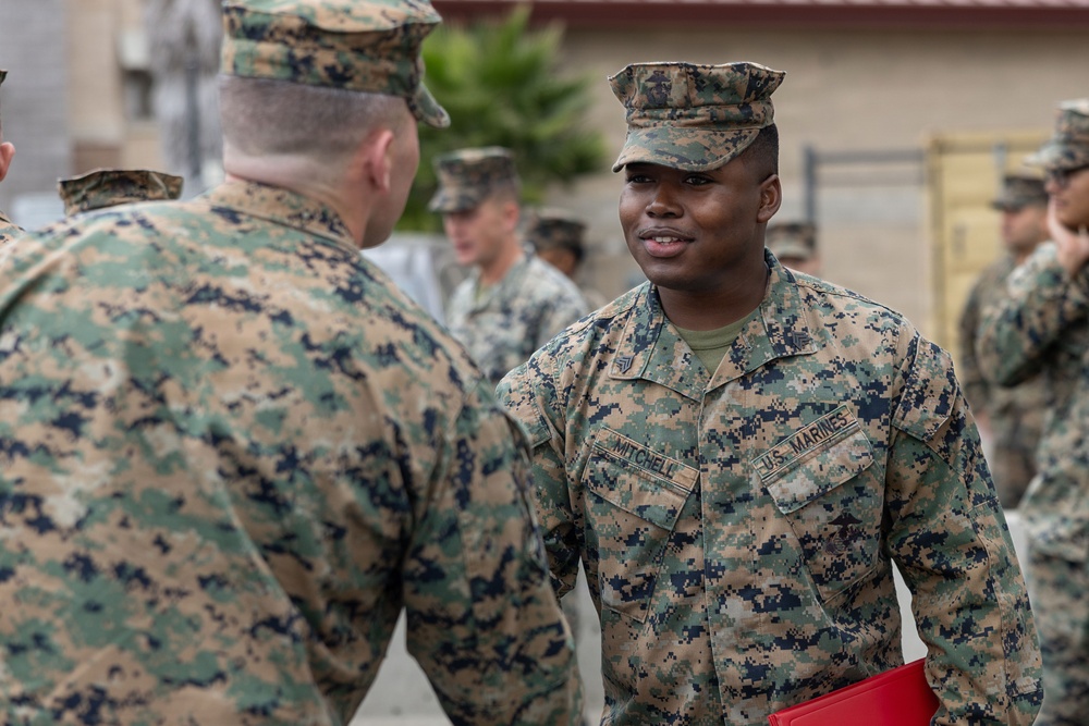 13th MEU holds promotion and award ceremony
