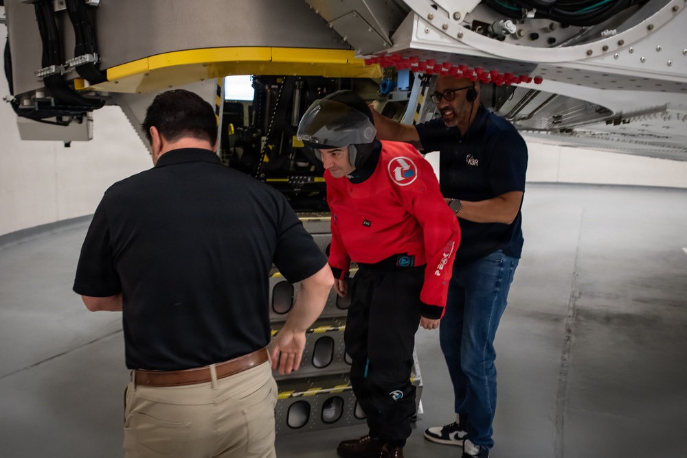 711 HPW centrifuge simulates spaceflight for astronauts