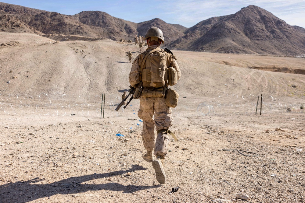 U.S. Marines with 3rd Bn., 7th Marines and 1st CEB conduct company attacks during Range 400