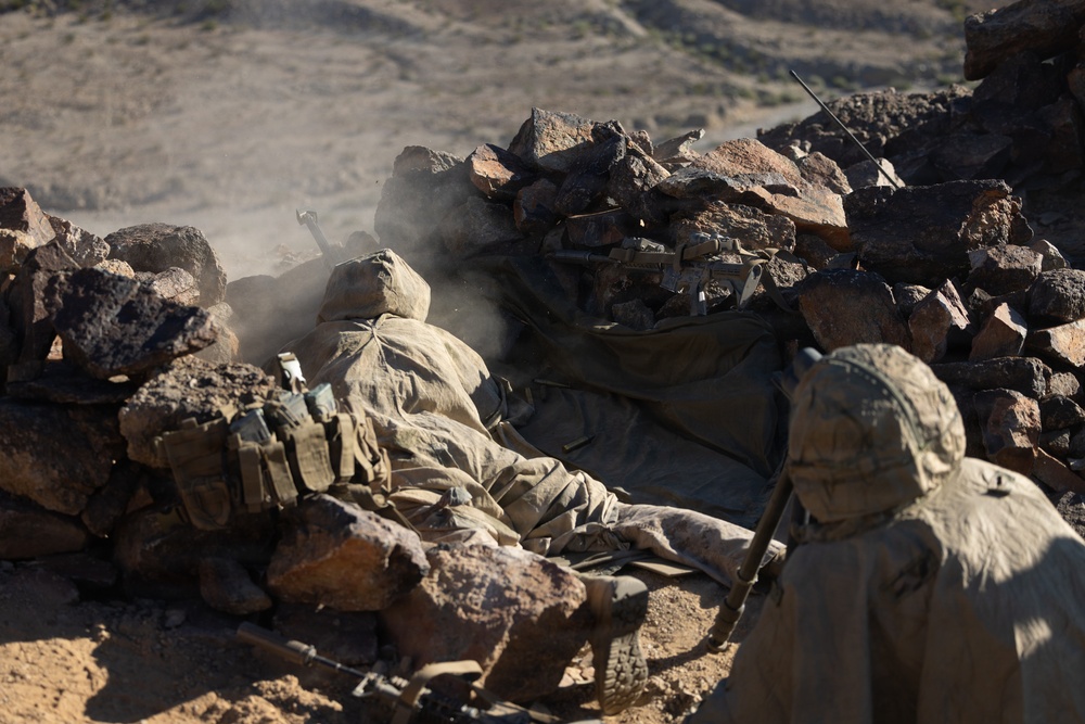 U.S. Marines with 3rd Bn., 7th Marines and 1st CEB conduct company attacks during Range 400