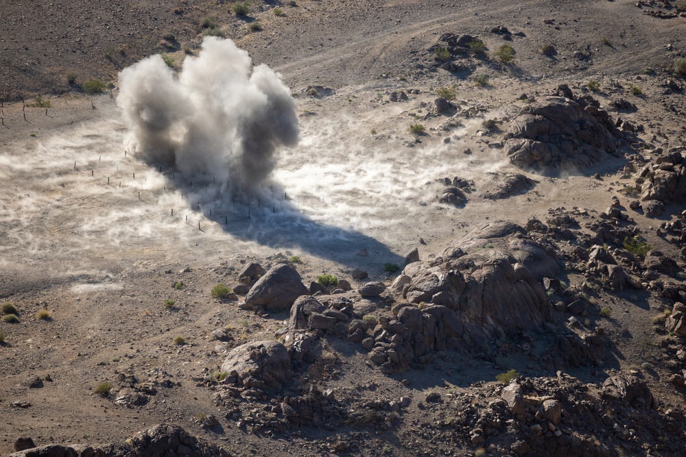 U.S. Marines with 3rd Bn., 7th Marines and 1st CEB conduct company attacks during Range 400
